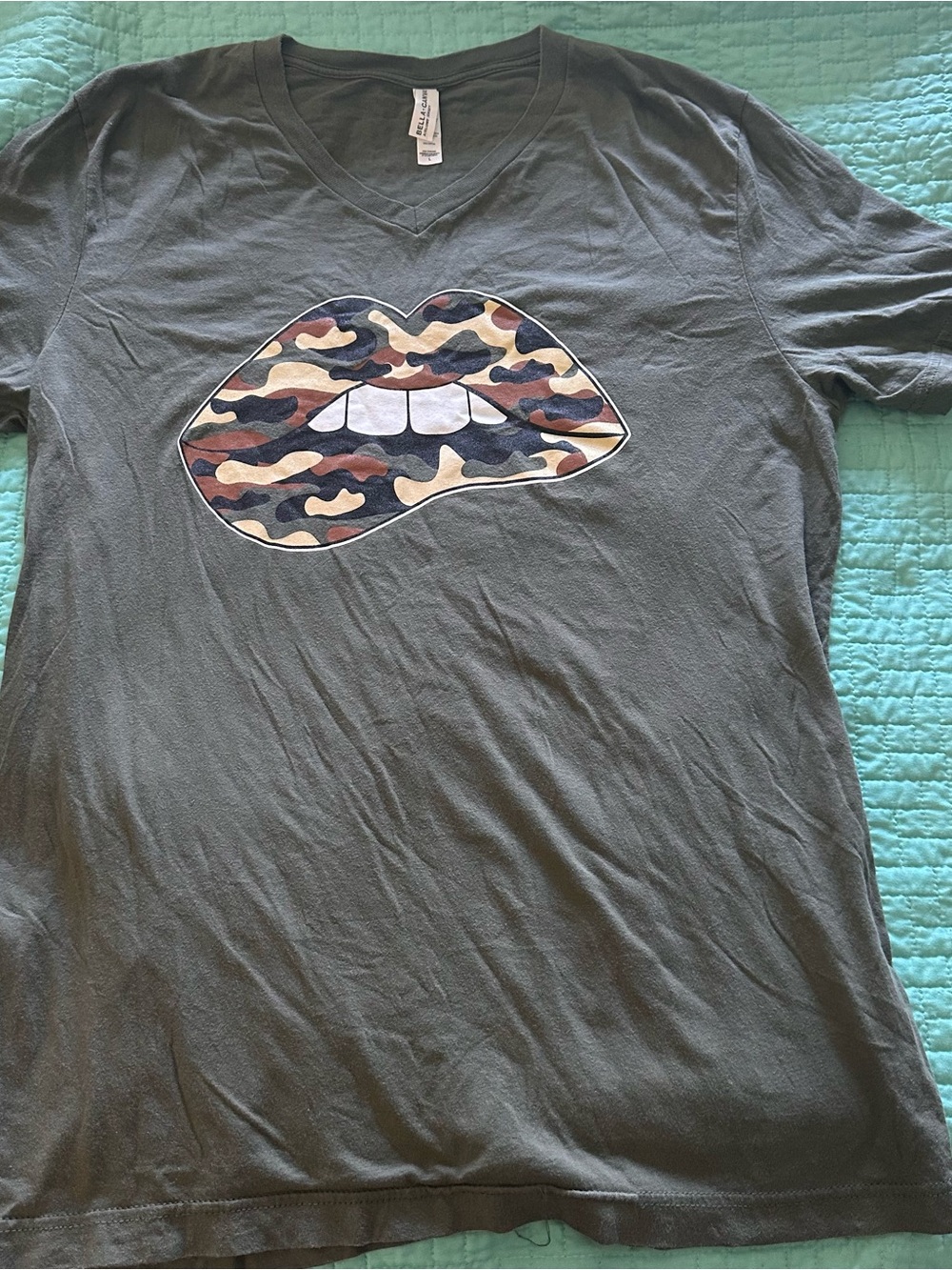 Women’s Charcoal V-Neck Tee with Camo Lips Graphic